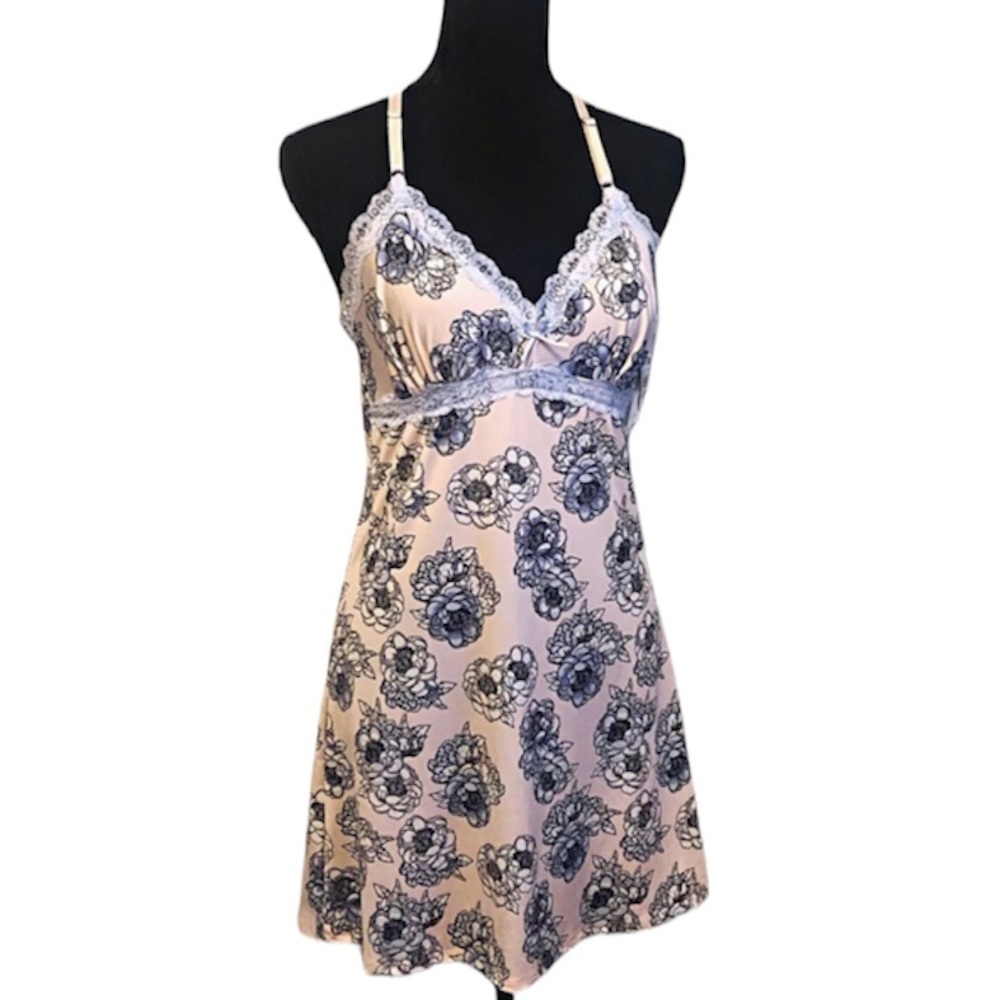 NWT Jessica Simpson Lace Floral Chemise Dress